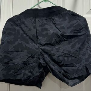 Ten Thousand - Interval Shorts - Size small